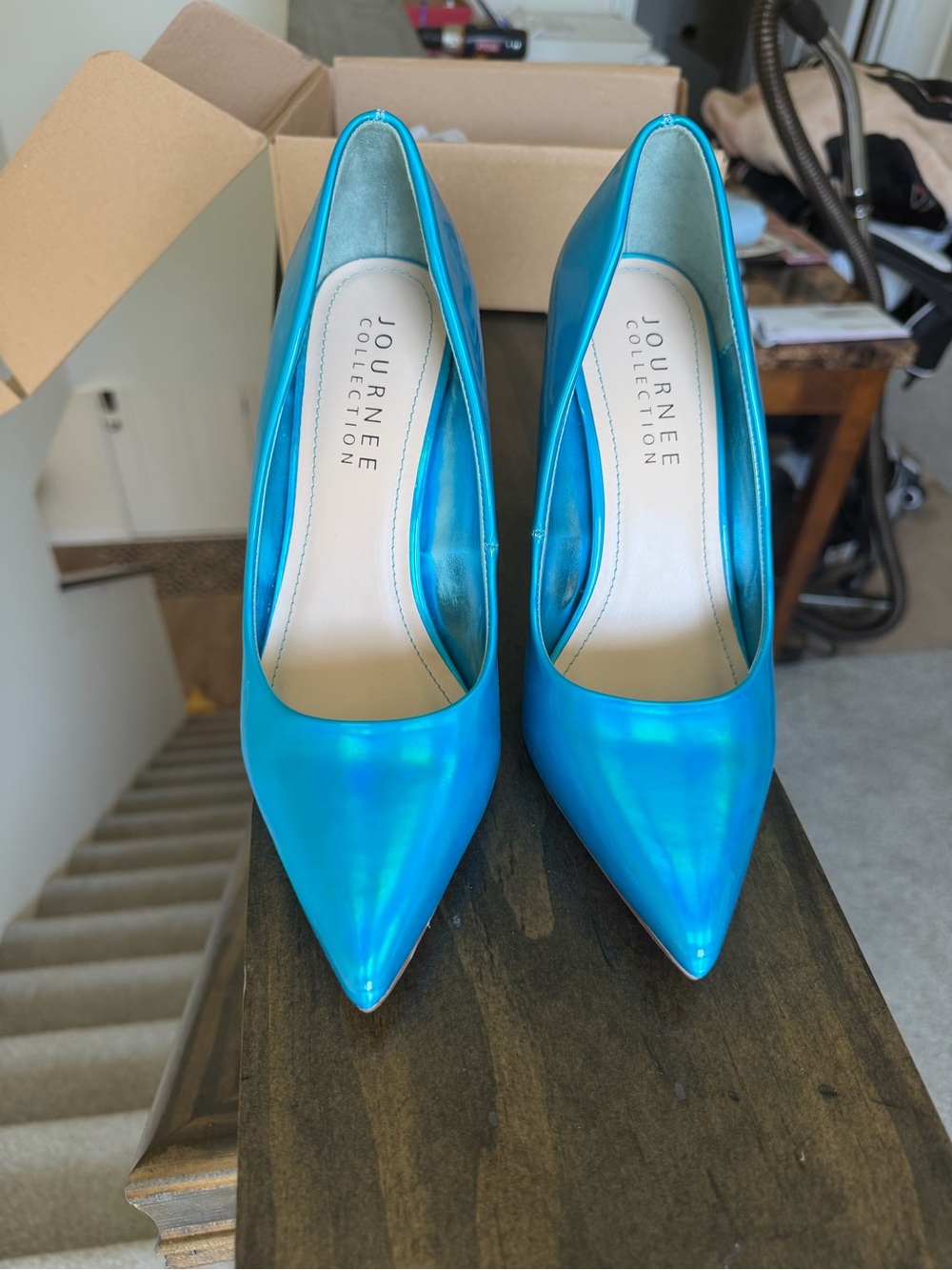 Journee Collection Shiny Teal Pointed-Toe Patent Pumps